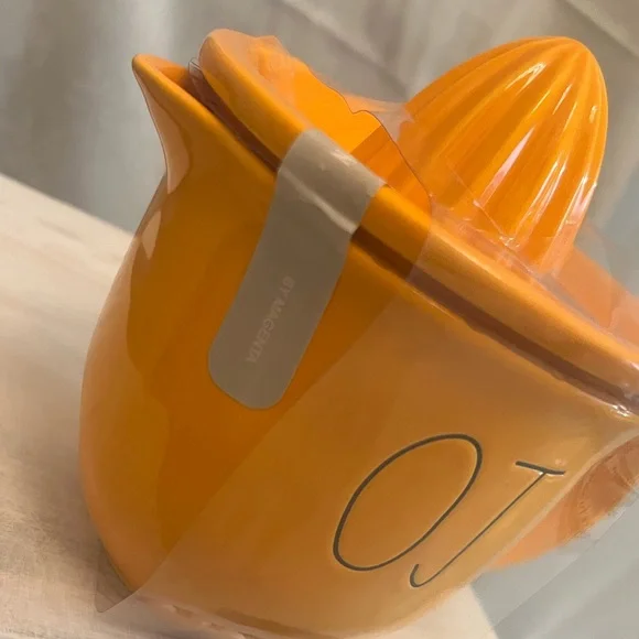 ⚡️Rae Dunn "OJ" Juicer - Picture 2 of 4